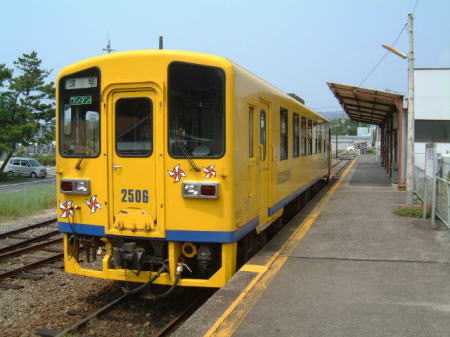 島原鉄道 キハ2500形 2506号車/普通 諫早行き/加津佐駅(1)/2007.9.1