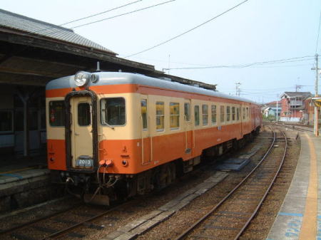 島原鉄道 キハ20形/キハ2008+キハ2013(2)/南島原駅/2007.9.1