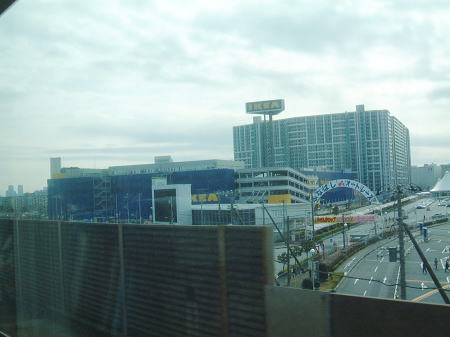 京葉線の車窓：IKEA 船橋/2008.1.26
