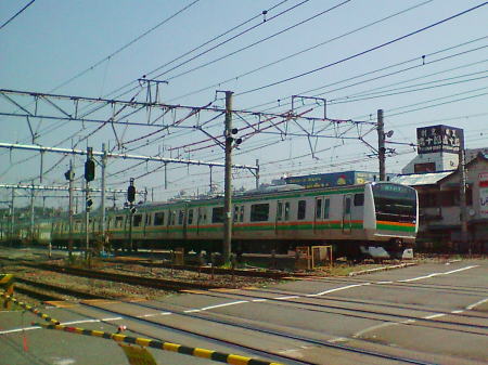 東海道線 E233系3000番台 普通 東京行き/2008.6.13