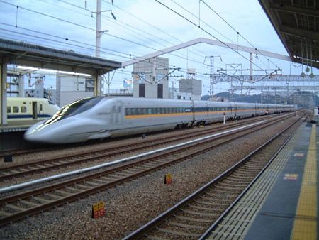JR西日本 700系7000番台「ひかりレールスター445号」博多行き(3)/姫路駅/2008.11.9