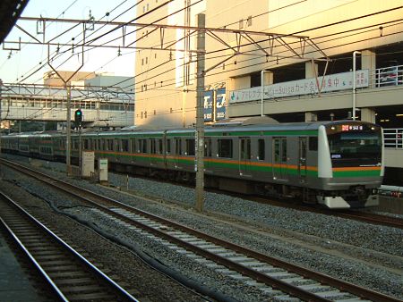 東海道線 E233系3000番台 快速 アクティー 熱海行き/2008.12.20