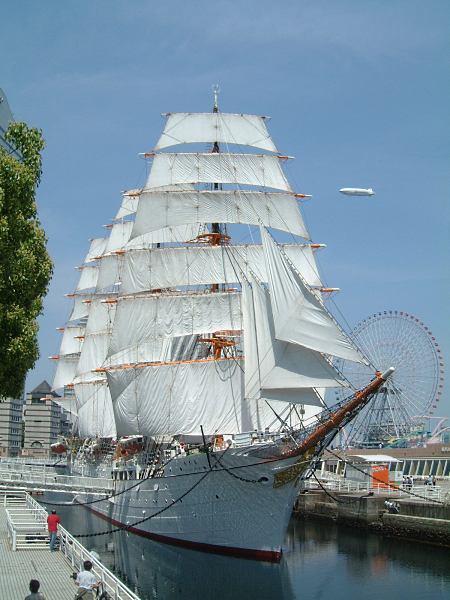 帆船日本丸 総帆展帆(2)/2009.5.10