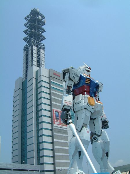 静岡ホビーフェアのガンダム立像(3)/2010.7.24