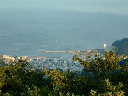 伊豆スカイライン 滝知山展望台から眺める熱海市街/2010.9.19