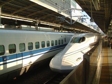 JR東海 N700系「のぞみ101号」広島行き/新横浜駅/2010.11.27
