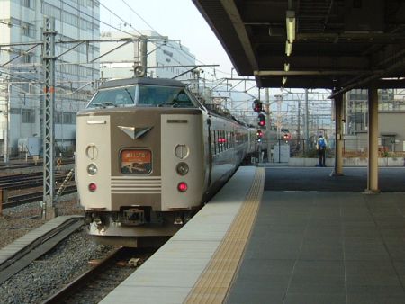 特急 まいづる1号 京都発東舞鶴行き/京都駅(1)/2010.11.28