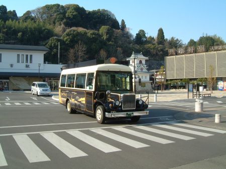 人吉周遊バス じゅぐりっと号/人吉駅前/2011.4.1