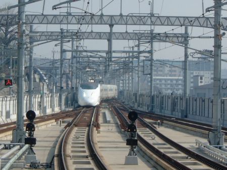 九州新幹線用 800系「つばめ335号」熊本 行き(1)/熊本駅/2011.4.2