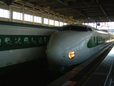 東北新幹線 200系／新花巻駅(2)/2003.3.22