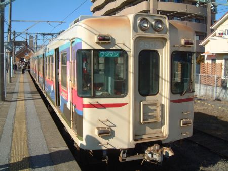銚子電鉄 2000形 外川行き(3)/銚子駅/2012.1.8