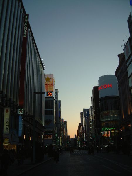 夕暮れの銀座通り(3)/2012.1.29