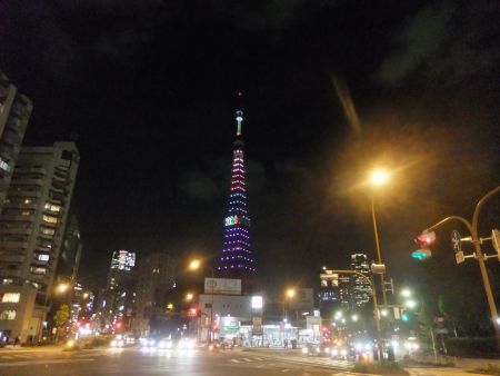 東京タワー「祝！2020 東京オリンピック・パラリンピック開催決定 オリンピックダイヤモンドヴェール」(1)／2013.9.9