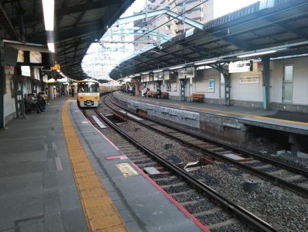 KEIKYU YELLOW HAPPY TRAIN 快特 京急久里浜行き/日ノ出町駅(3)/2014.5.17