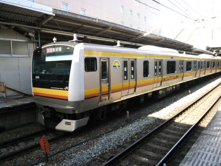 南武線 E233系8000番台 快速 立川行き(2)/川崎駅/2015.3.2