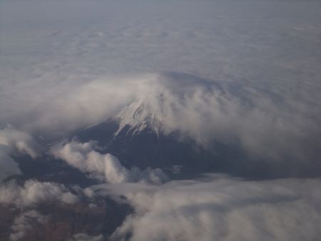 飛行機から望む富士山/2015.4.3