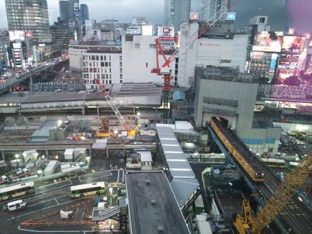 ヒカリエから見下ろす渋谷駅(2)/2015.5.29