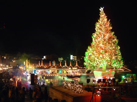 2005 はこだてクリスマスファンタジー／海に浮かぶクリスマスツリー 2005.12.23