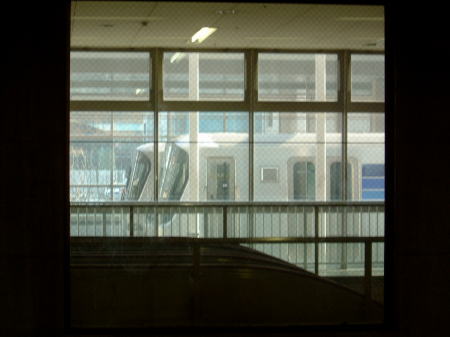 横浜市営地下鉄 10000形(1)/センター北駅/2006.12.16
